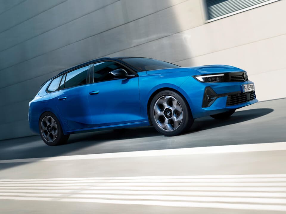 Opel Astra Plug In Hybrid Kaufen Nový Opel Astra Sports Tourer Plug-in Hybrid | Brožúry a cenník | Opel